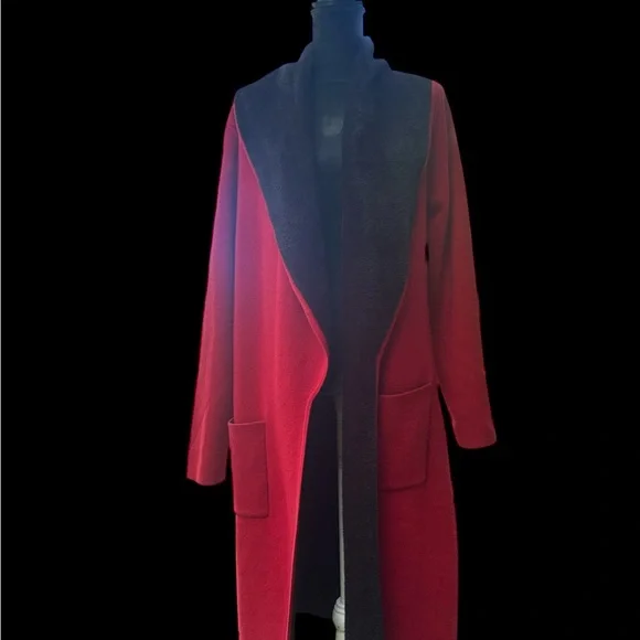 Max Sport Women's Red and Black cardigan